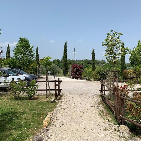 Country House - La Casetta Nel Borgo サン・ヴェナンツォ エクステリア 写真